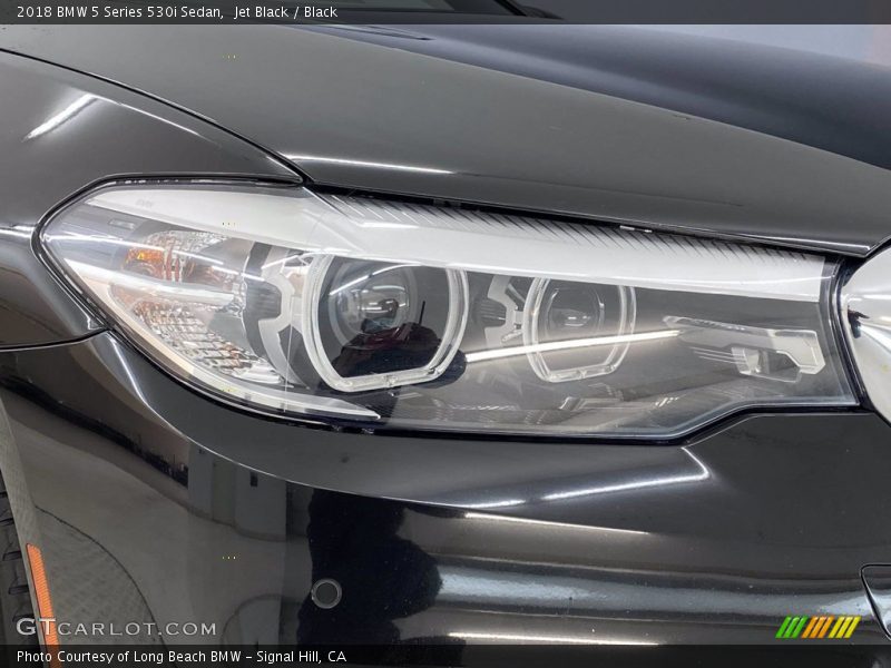 Jet Black / Black 2018 BMW 5 Series 530i Sedan