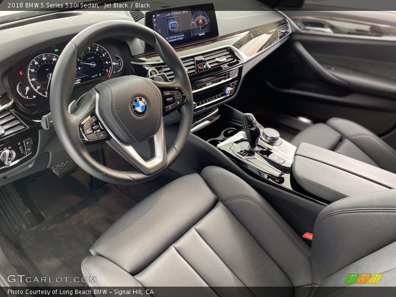 Jet Black / Black 2018 BMW 5 Series 530i Sedan