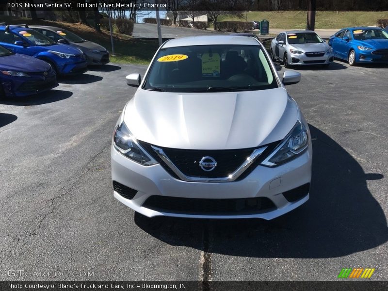 Brilliant Silver Metallic / Charcoal 2019 Nissan Sentra SV