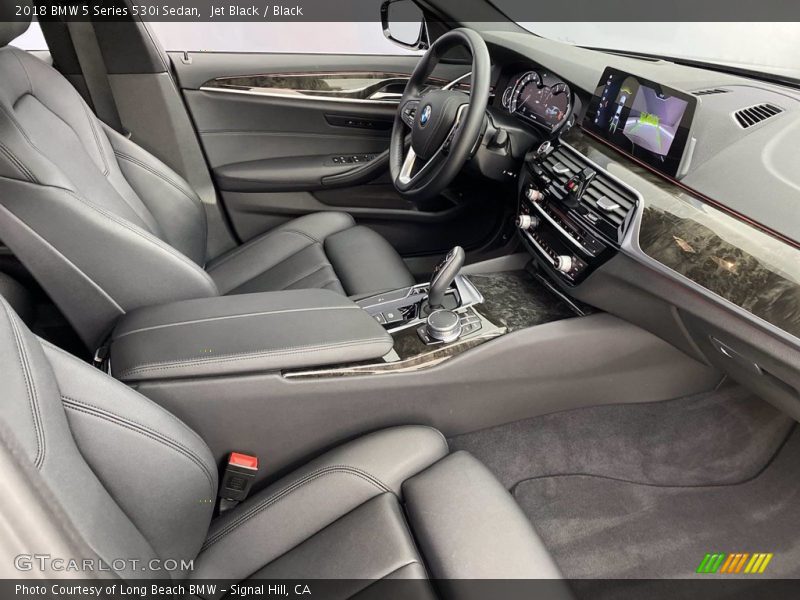 Jet Black / Black 2018 BMW 5 Series 530i Sedan