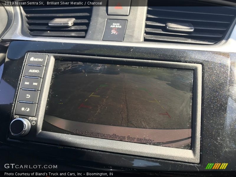 Brilliant Silver Metallic / Charcoal 2019 Nissan Sentra SV