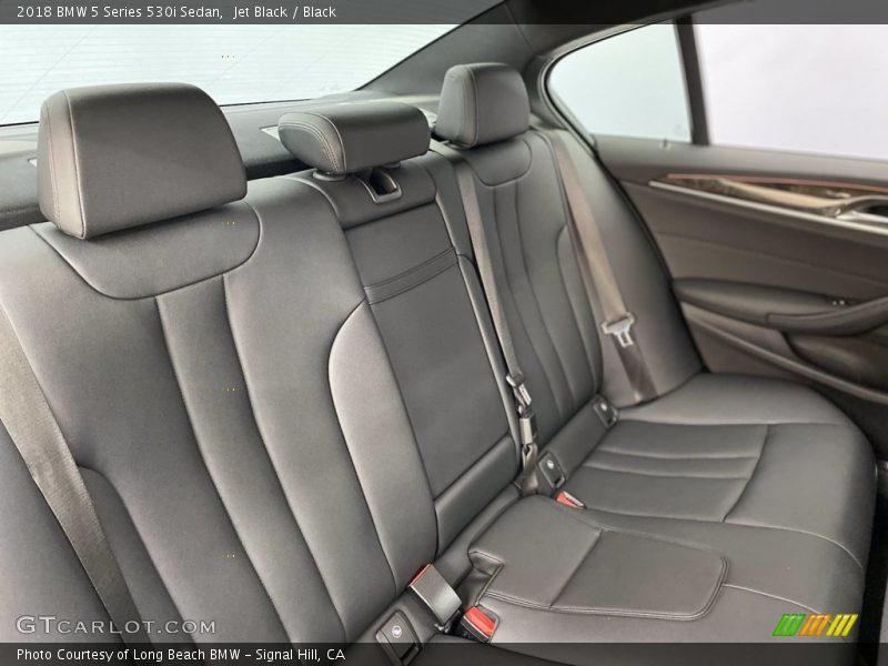 Jet Black / Black 2018 BMW 5 Series 530i Sedan