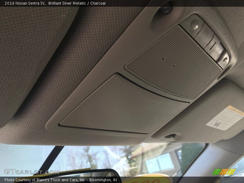 Brilliant Silver Metallic / Charcoal 2019 Nissan Sentra SV