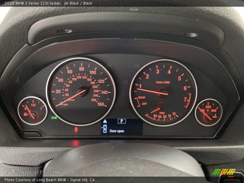 Jet Black / Black 2018 BMW 3 Series 320i Sedan