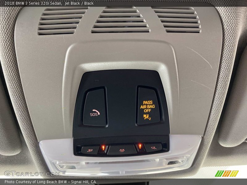 Jet Black / Black 2018 BMW 3 Series 320i Sedan