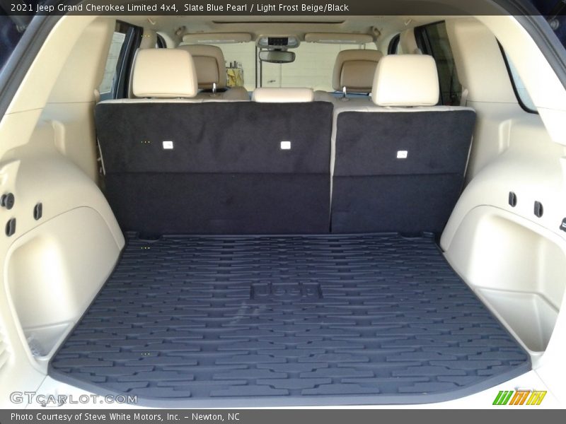 Slate Blue Pearl / Light Frost Beige/Black 2021 Jeep Grand Cherokee Limited 4x4