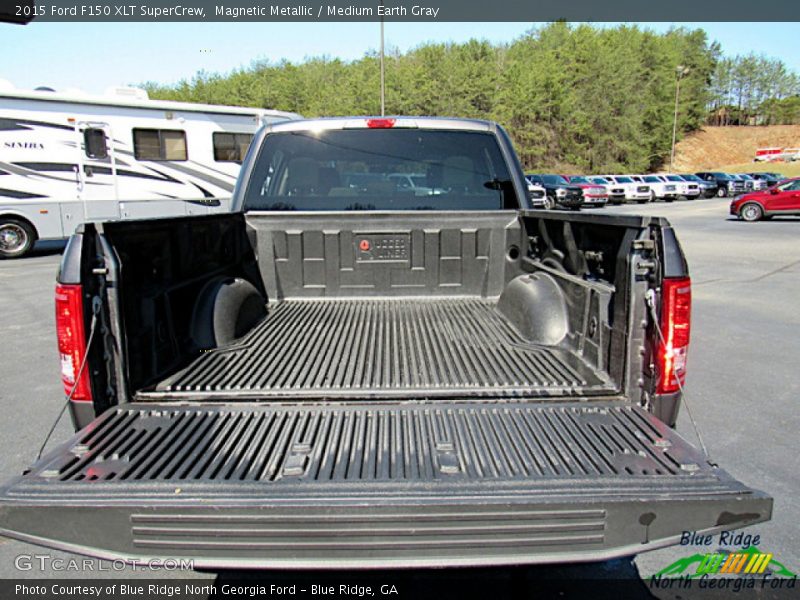 Magnetic Metallic / Medium Earth Gray 2015 Ford F150 XLT SuperCrew