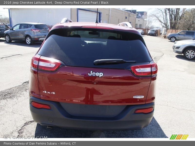 Deep Cherry Red Crystal Pearl / Black 2016 Jeep Cherokee Latitude 4x4