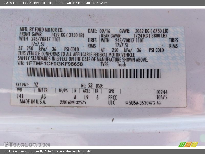 Oxford White / Medium Earth Gray 2016 Ford F150 XL Regular Cab