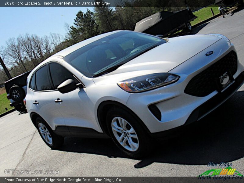 Ingot Silver Metallic / Dark Earth Gray 2020 Ford Escape S