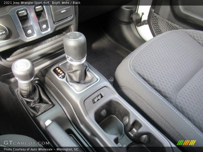 Bright White / Black 2021 Jeep Wrangler Sport 4x4