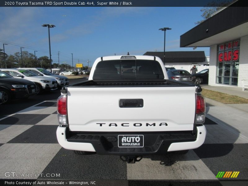 Super White / Black 2020 Toyota Tacoma TRD Sport Double Cab 4x4