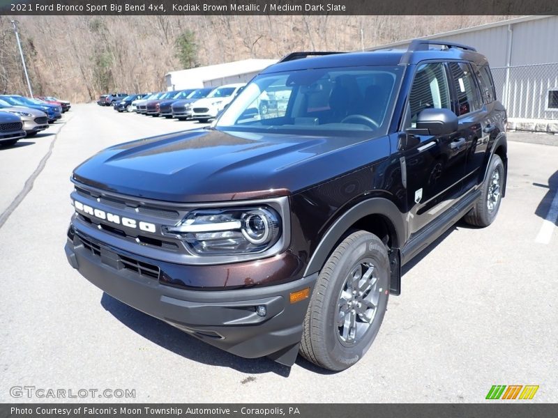 Front 3/4 View of 2021 Bronco Sport Big Bend 4x4