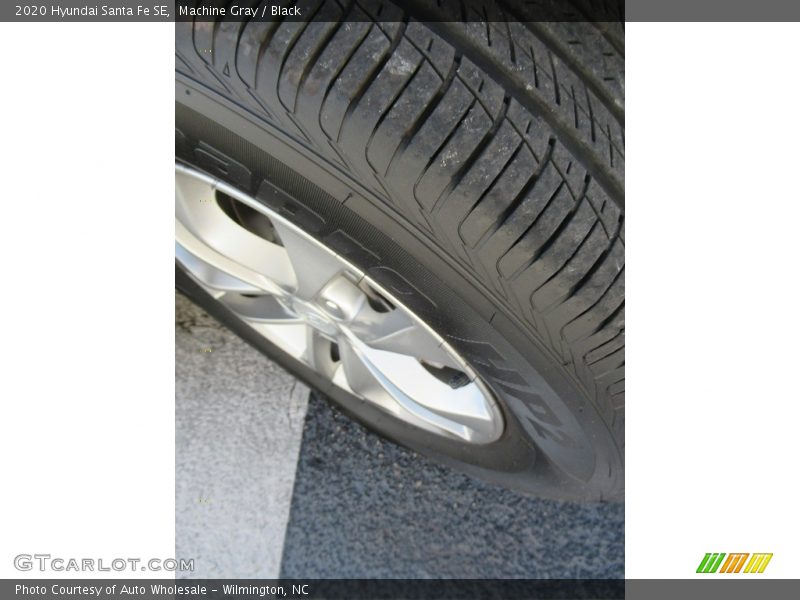 Machine Gray / Black 2020 Hyundai Santa Fe SE