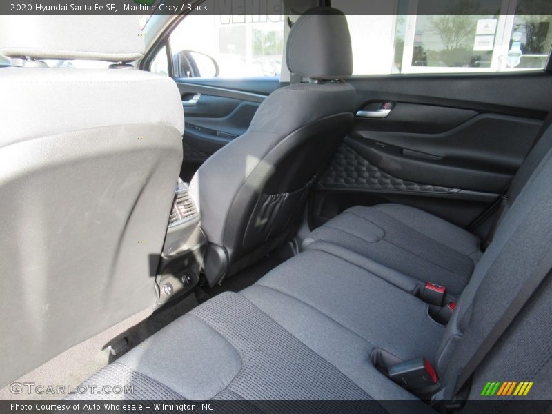 Machine Gray / Black 2020 Hyundai Santa Fe SE