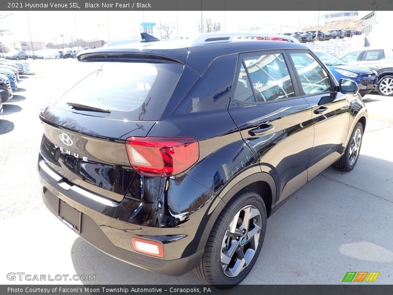 Black Noir Pearl / Black 2021 Hyundai Venue SEL