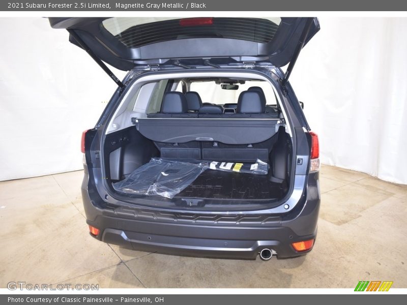 Magnetite Gray Metallic / Black 2021 Subaru Forester 2.5i Limited