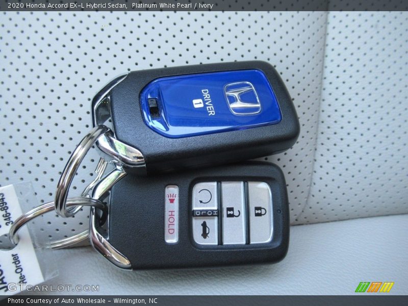 Platinum White Pearl / Ivory 2020 Honda Accord EX-L Hybrid Sedan
