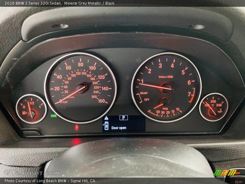 Mineral Grey Metallic / Black 2018 BMW 3 Series 320i Sedan