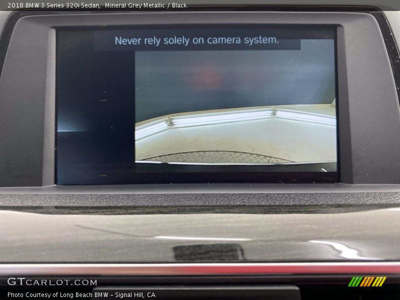 Mineral Grey Metallic / Black 2018 BMW 3 Series 320i Sedan