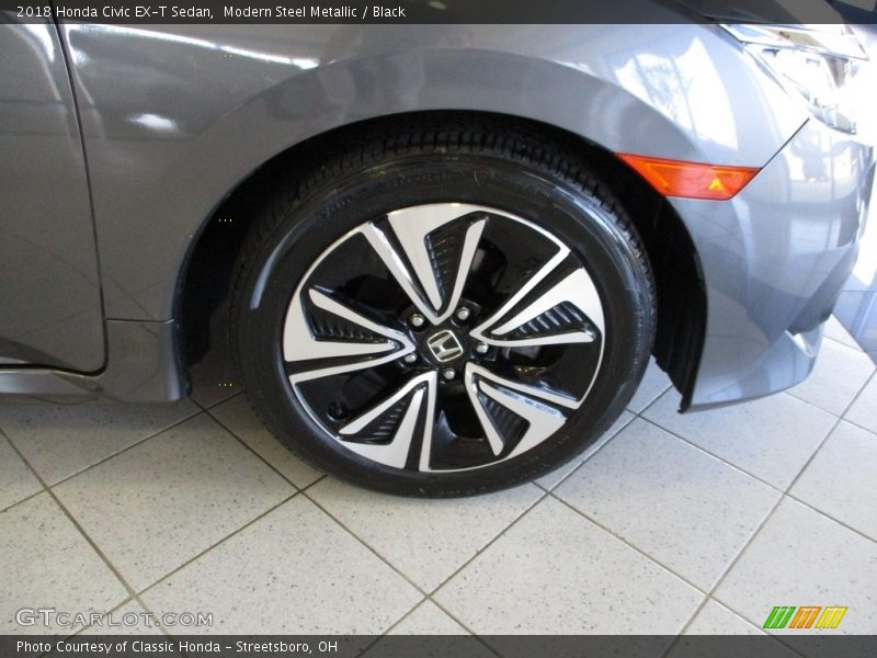 Modern Steel Metallic / Black 2018 Honda Civic EX-T Sedan