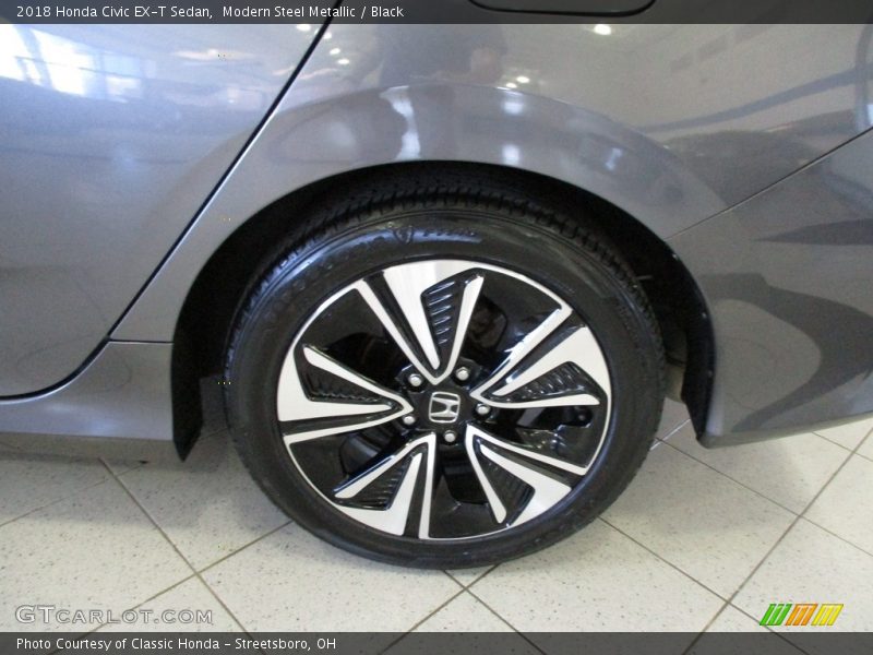 Modern Steel Metallic / Black 2018 Honda Civic EX-T Sedan