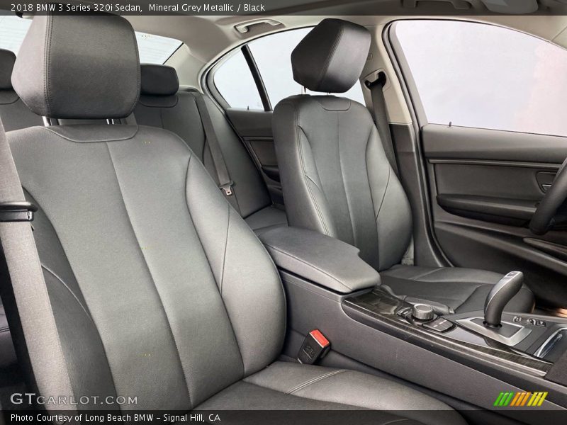 Mineral Grey Metallic / Black 2018 BMW 3 Series 320i Sedan