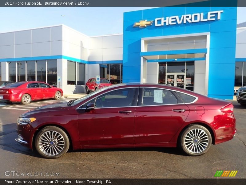 Burgundy Velvet / Ebony 2017 Ford Fusion SE