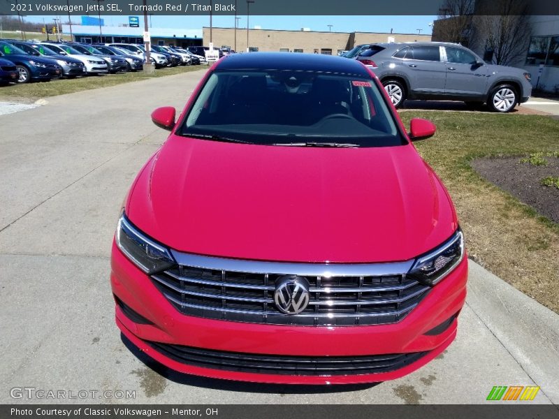 Tornado Red / Titan Black 2021 Volkswagen Jetta SEL