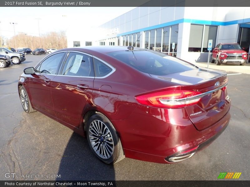 Burgundy Velvet / Ebony 2017 Ford Fusion SE