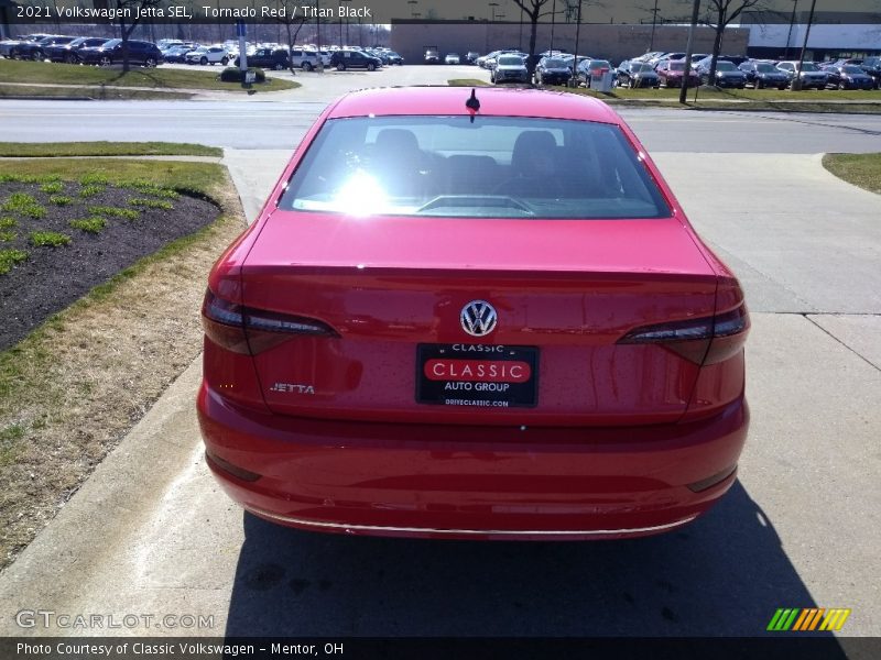 Tornado Red / Titan Black 2021 Volkswagen Jetta SEL