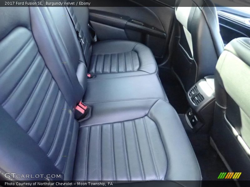 Burgundy Velvet / Ebony 2017 Ford Fusion SE