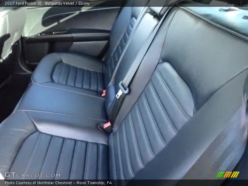 Burgundy Velvet / Ebony 2017 Ford Fusion SE