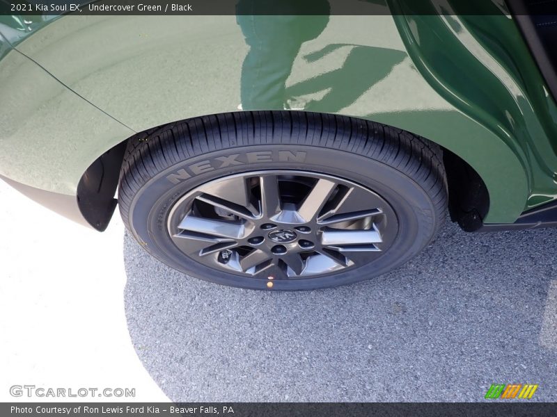 Undercover Green / Black 2021 Kia Soul EX