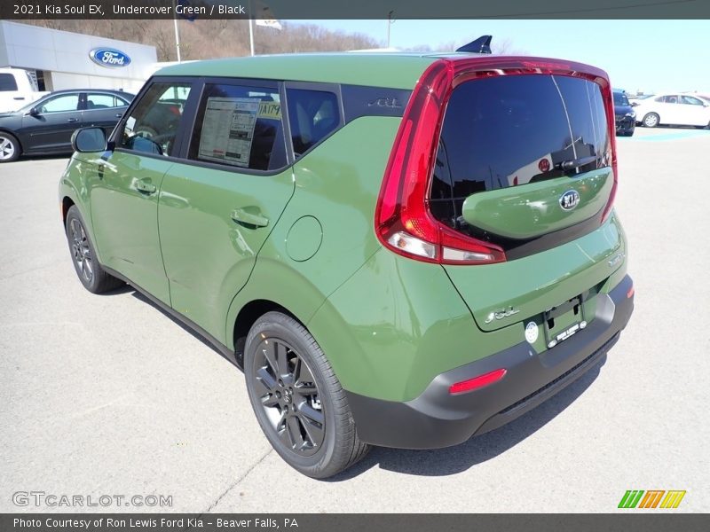 Undercover Green / Black 2021 Kia Soul EX