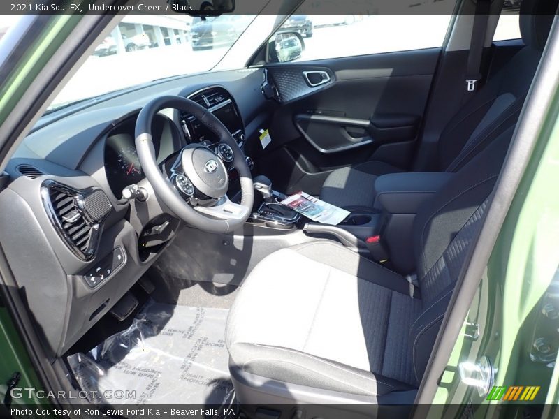 Undercover Green / Black 2021 Kia Soul EX