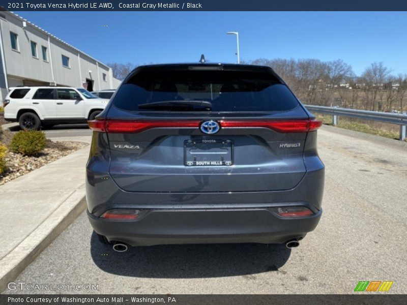 Coastal Gray Metallic / Black 2021 Toyota Venza Hybrid LE AWD