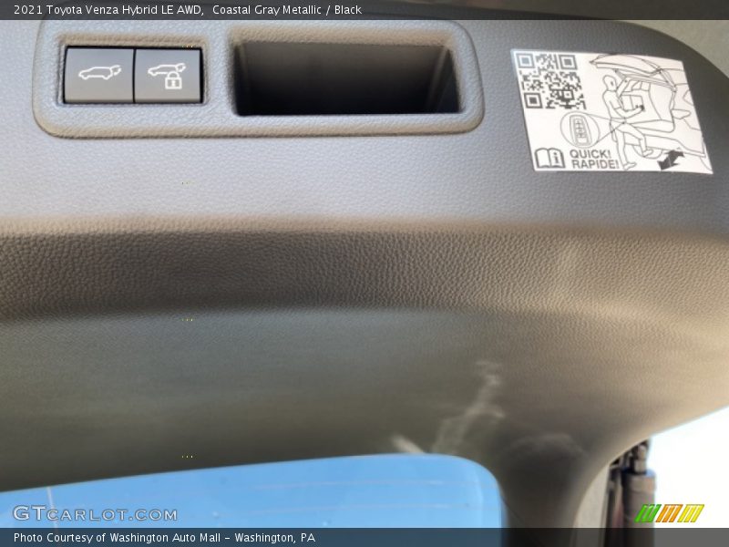 Coastal Gray Metallic / Black 2021 Toyota Venza Hybrid LE AWD