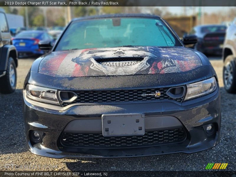 Pitch Black / Ruby Red/Black 2019 Dodge Charger R/T Scat Pack