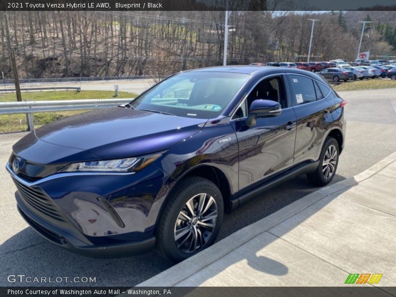 Front 3/4 View of 2021 Venza Hybrid LE AWD