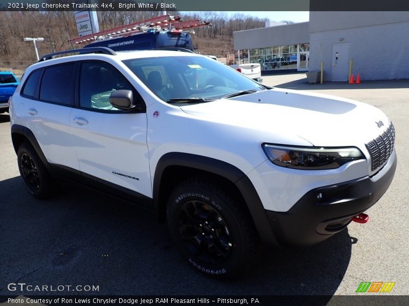 Bright White / Black 2021 Jeep Cherokee Traihawk 4x4