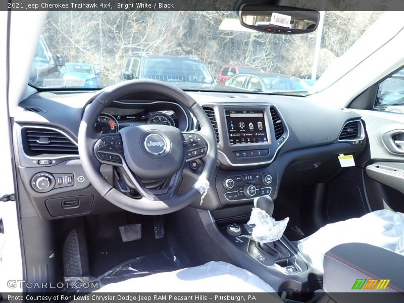 Bright White / Black 2021 Jeep Cherokee Traihawk 4x4