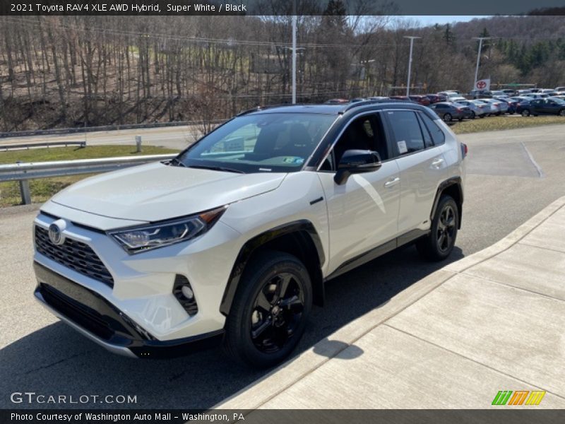 Super White / Black 2021 Toyota RAV4 XLE AWD Hybrid