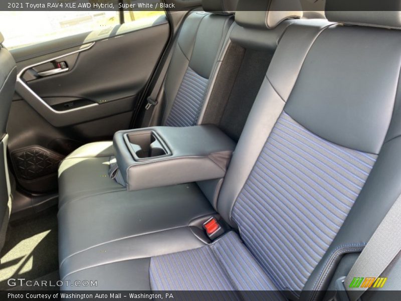 Super White / Black 2021 Toyota RAV4 XLE AWD Hybrid