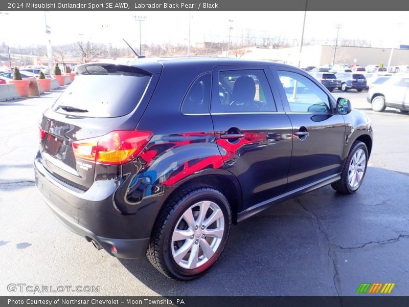 Labrador Black Pearl / Black 2014 Mitsubishi Outlander Sport SE AWD
