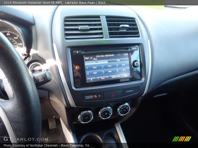 Labrador Black Pearl / Black 2014 Mitsubishi Outlander Sport SE AWD