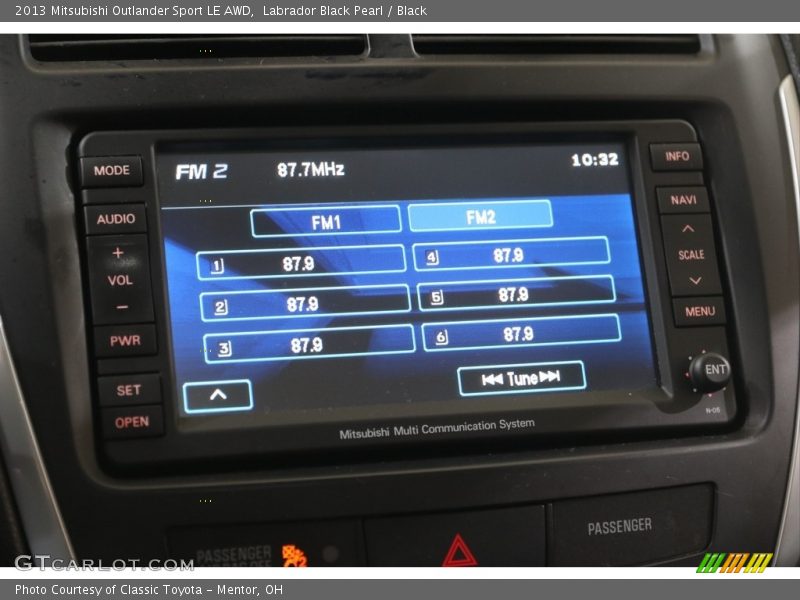 Audio System of 2013 Outlander Sport LE AWD