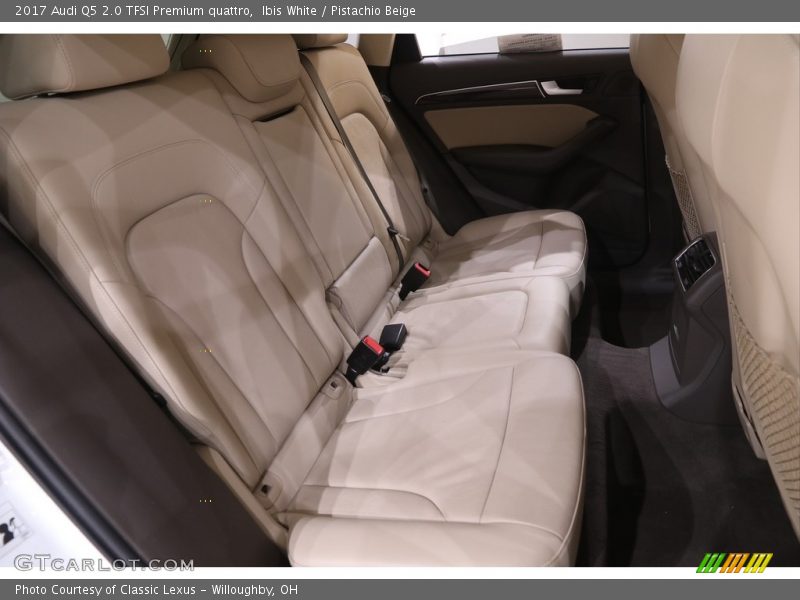 Ibis White / Pistachio Beige 2017 Audi Q5 2.0 TFSI Premium quattro