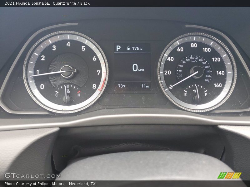 Quartz White / Black 2021 Hyundai Sonata SE