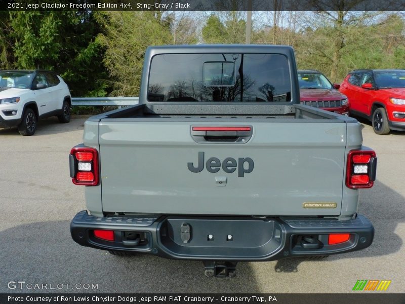 Sting-Gray / Black 2021 Jeep Gladiator Freedom Edition 4x4